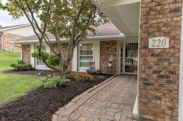 220 Evergreen Drive, Springboro, OH 45066