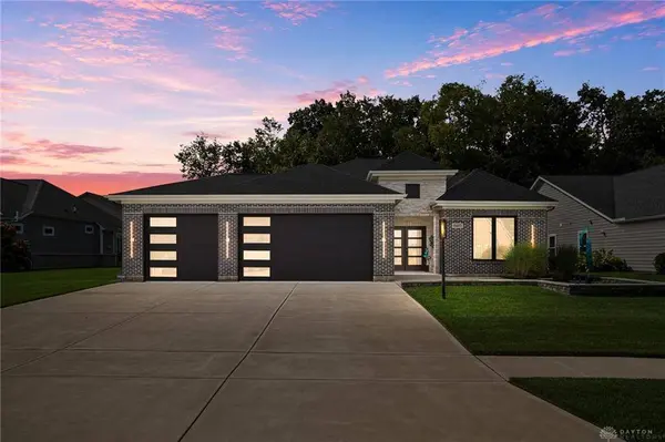 9493 Monaco Circle, Centerville, OH 45458