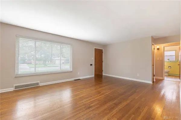 327 Patterson Road, Oakwood, OH 45419