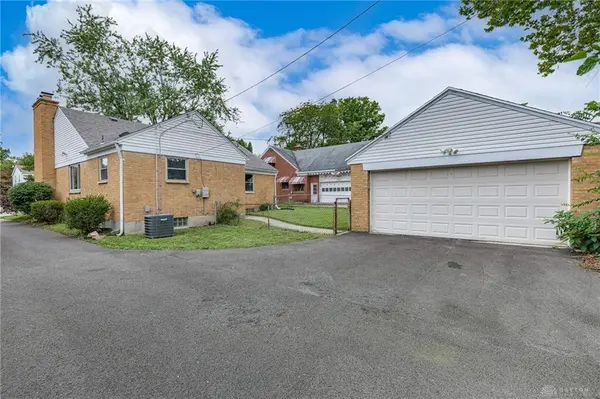 327 Patterson Road, Oakwood, OH 45419