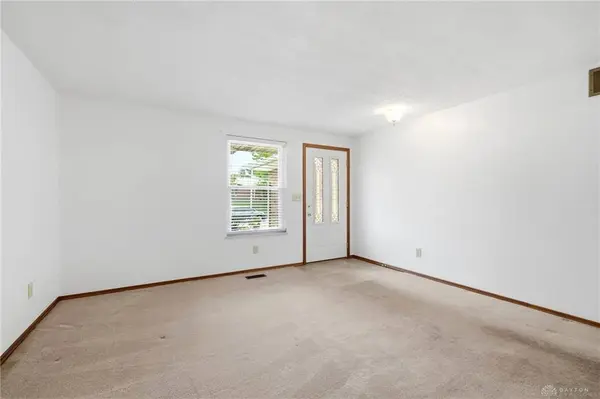 7600 Rainview Court, Dayton, OH 45424