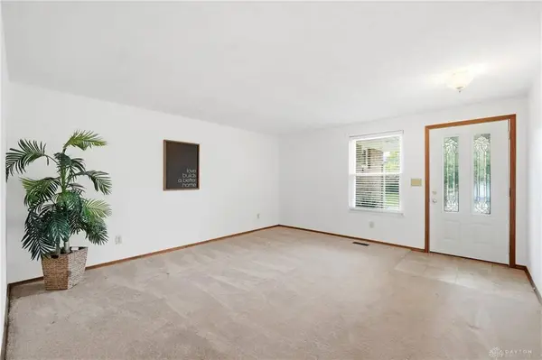 7600 Rainview Court, Dayton, OH 45424