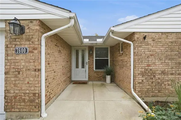 7600 Rainview Court, Dayton, OH 45424