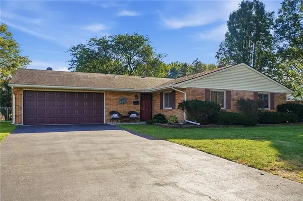 7812 Washington Park Drive, Centerville, OH 45459