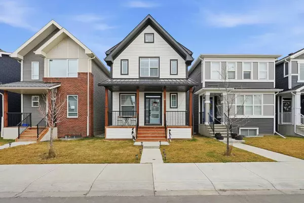 48 Seton Villas SE, Calgary, AB T3M 3G6