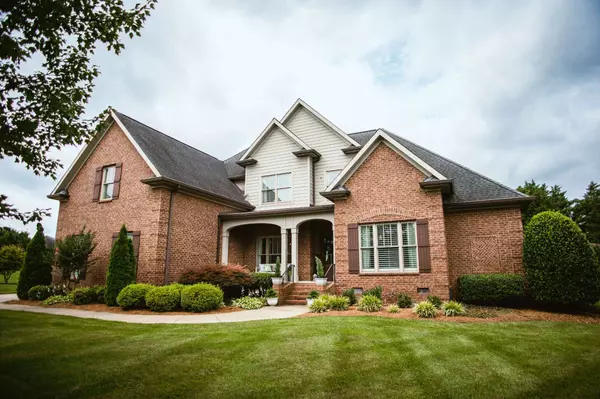 1017 Rosebud Ct, Murfreesboro, TN 37129