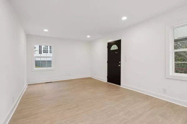 7932 Maple St, Lyles, TN 37098