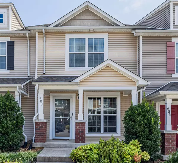 608 Bradburn Village Cir, Antioch, TN 37013