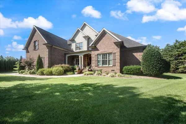 1017 Rosebud Ct, Murfreesboro, TN 37129
