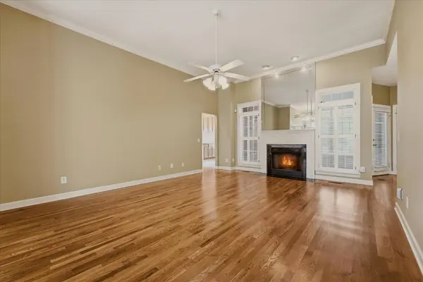 425 Wellington Sq, Nashville, TN 37214