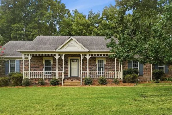 3204 Brookmont Cir