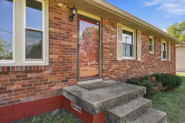 122 Maureen Dr, Hendersonville, TN 37075