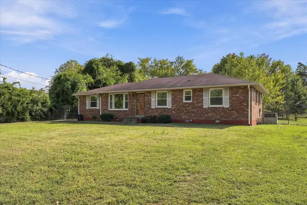 122 Maureen Dr, Hendersonville, TN 37075