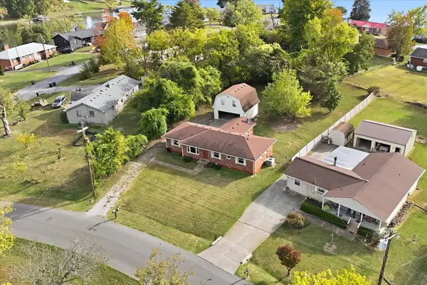 122 Maureen Dr, Hendersonville, TN 37075