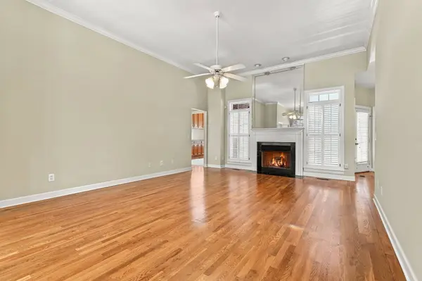 425 Wellington Sq, Nashville, TN 37214