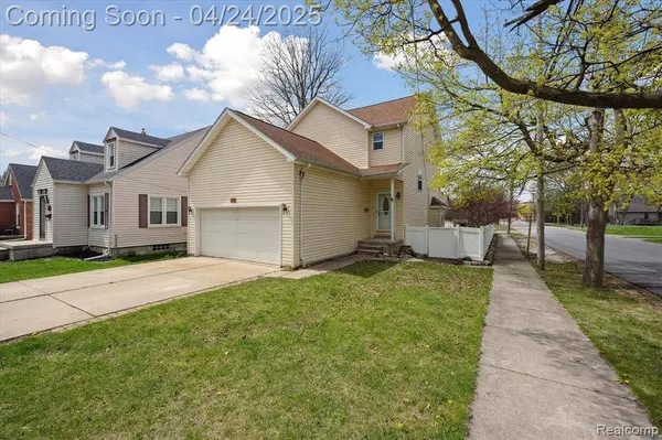 3204 JOHN R Street, Trenton, MI 48183