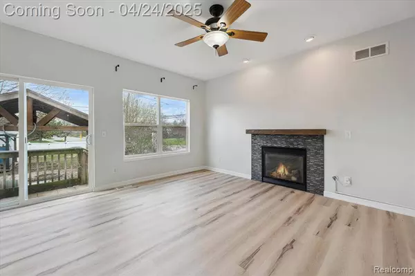 3204 JOHN R Street, Trenton, MI 48183