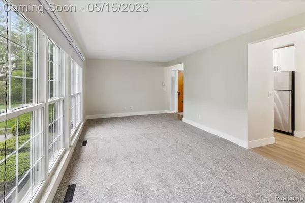 1199 S SHELDON Road N N100, Plymouth, MI 48170