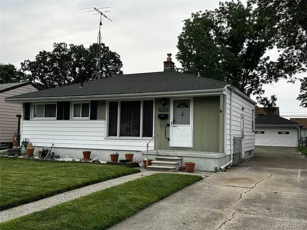 29020 Balmoral Street S, Garden City, MI 48135