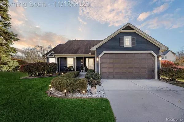 854 Westbrooke DR, South Lyon, MI 48178