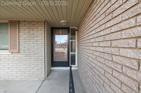 37150 Bennett ST, Livonia, MI 48152