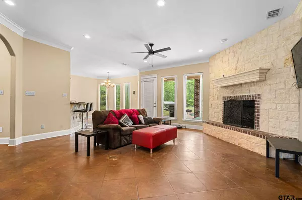 8901 E State Highway 31, Murchison, TX 75778