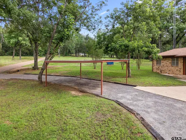 302 VZ County Road 4825, Ben Wheeler, TX 75754