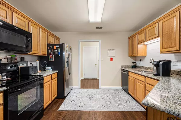 1521 Rice Rd P 104, Tyler, TX 75703