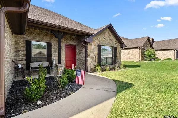 11226 Water Oak, Flint, TX 75762