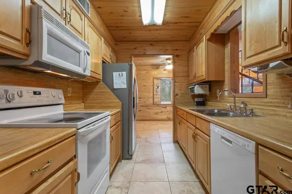 13833 Big Oak Bay Rd, Tyler, TX 75707