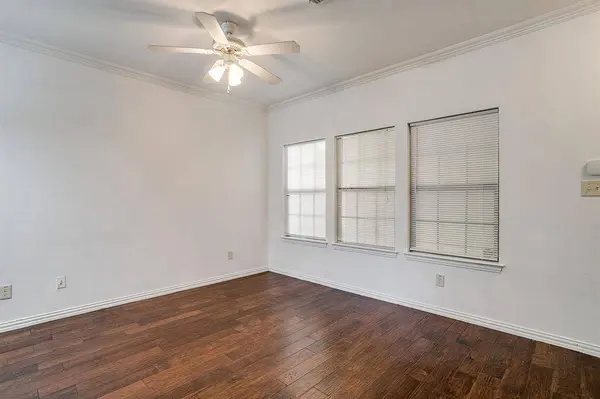 1524 Aldra Drive, Fort Worth, TX 76120