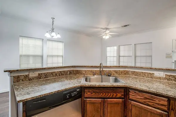 1524 Aldra Drive, Fort Worth, TX 76120