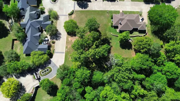 605 Ridgecreek Dr., Tyler, TX 75703