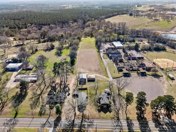 605 Dallas Street, Winona, TX 75792