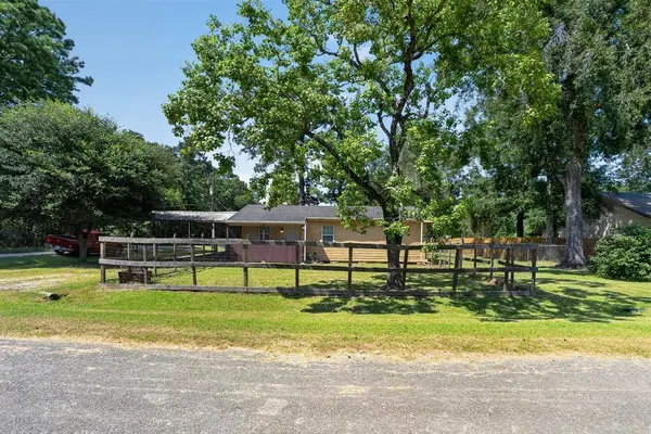 1415 Sharon Street, Vidor, TX 77662