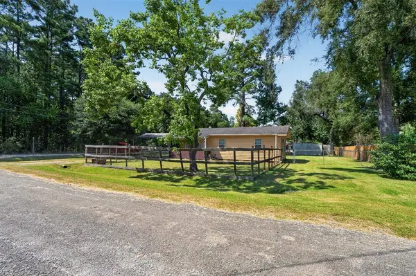 1415 Sharon Street, Vidor, TX 77662