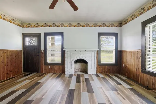 506 E Longview Street, Arp, TX 75750