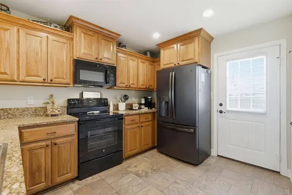 213 Freeman Street, Lindale, TX 75771