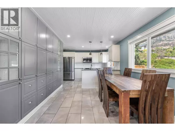 3702 Beach Avenue, Peachland, BC V0H1X0