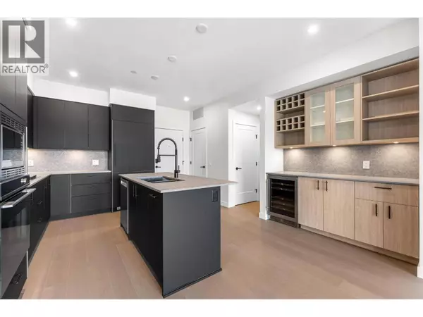 9654 Benchland RD #407, Lake Country, BC V4V0A5