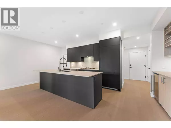 9654 Benchland RD #202, Lake Country, BC V4V0A5