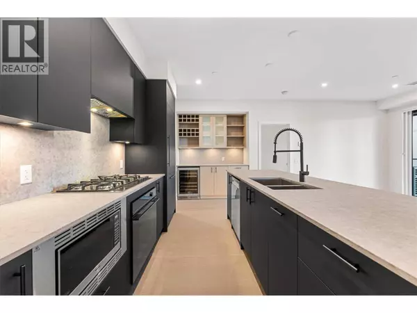 9654 Benchland RD #202, Lake Country, BC V4V0A5