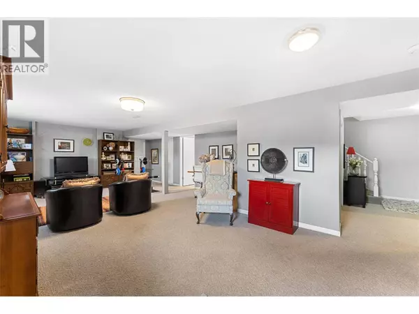 5524 Buchanan Road, Peachland, BC V0H1X1