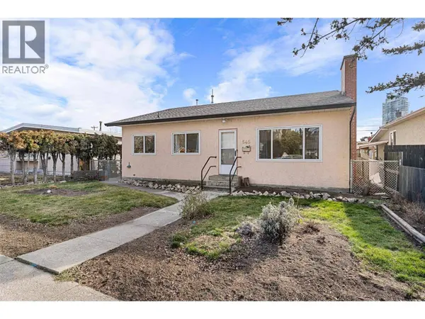 545 Bay Avenue, Kelowna, BC V1Y7J8