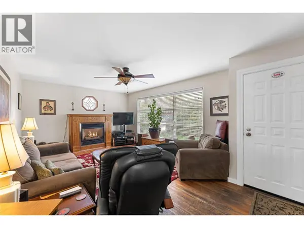 471 Cadder Avenue, Kelowna, BC v1y5n2