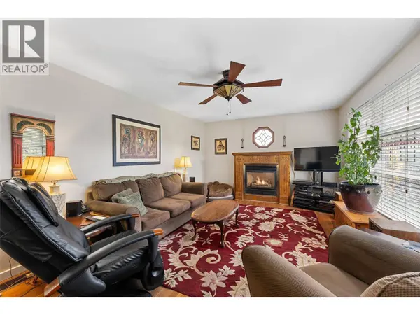 471 Cadder Avenue, Kelowna, BC v1y5n2