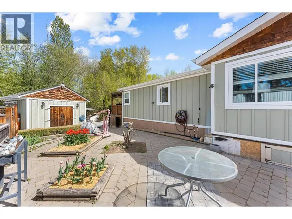 4355 Jaud RD #8, Kelowna, BC V1W4R3