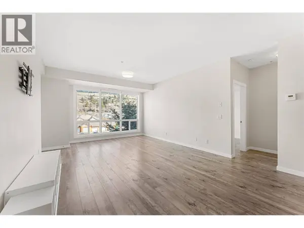 3550 Woodsdale RD #303, Lake Country, BC V4V1Y9