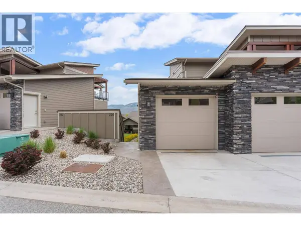 4000 REDSTONE CRES #220, Peachland, BC V0H1X5