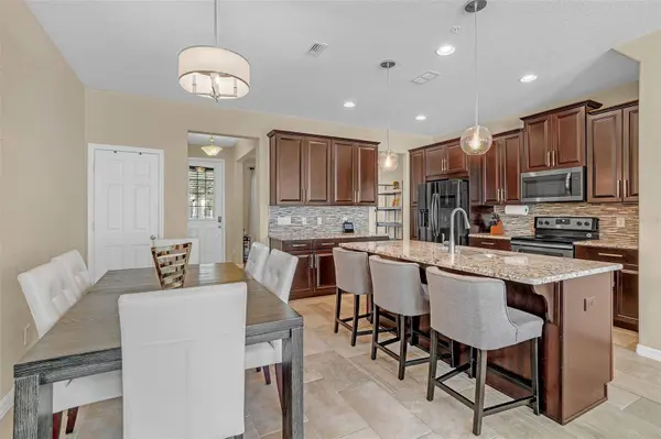 8626 VEDDER LN, Orlando, FL 32832